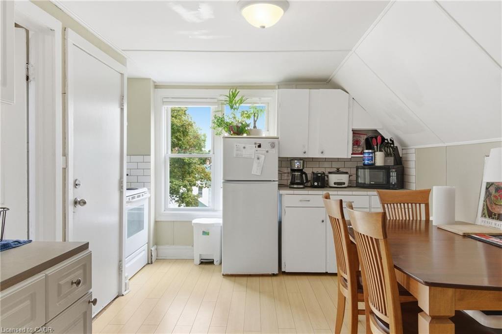 180 Ontario Street, St. Catharines, ON