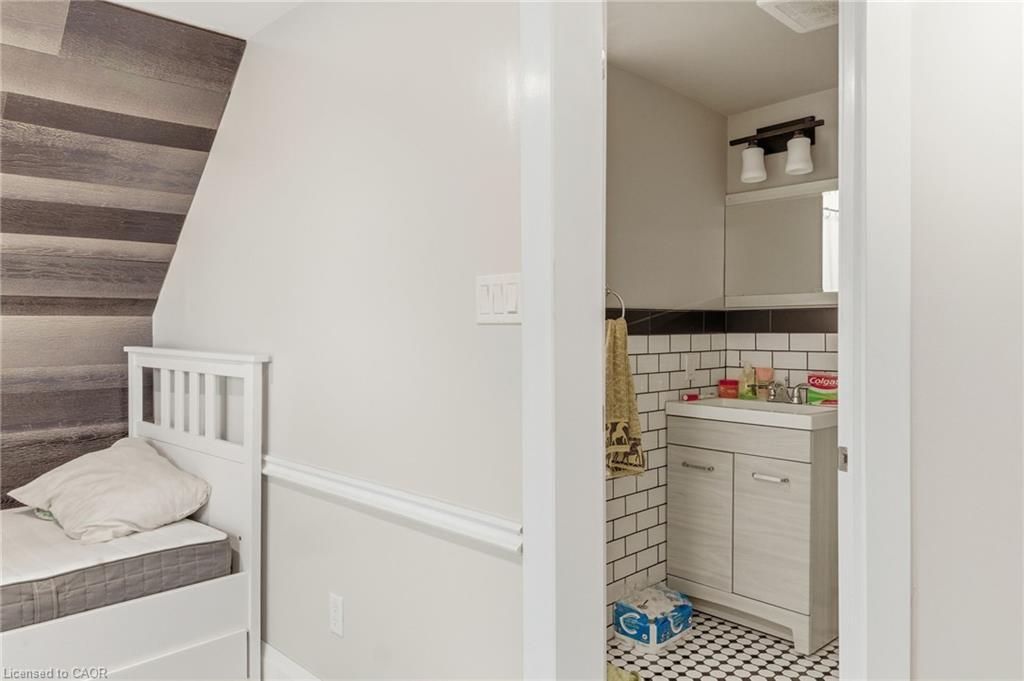 180 Ontario Street, St. Catharines, ON