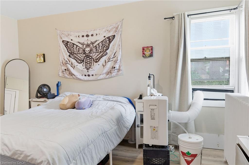 180 Ontario Street, St. Catharines, ON