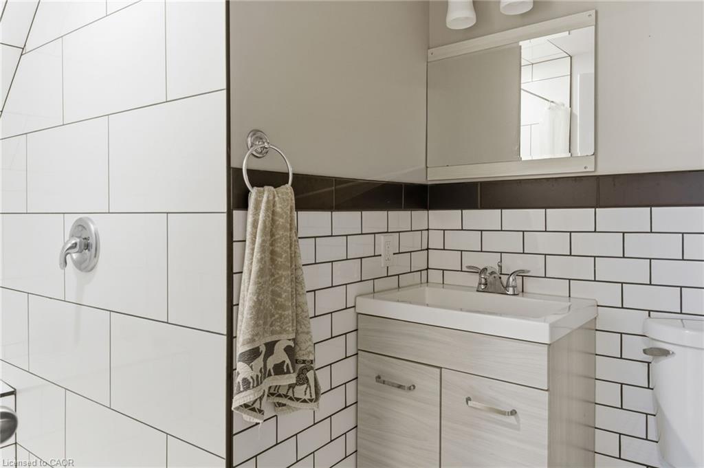 180 Ontario Street, St. Catharines, ON