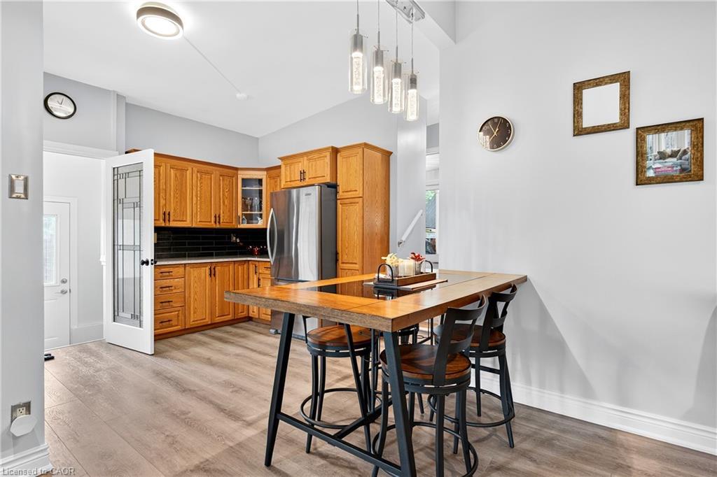 4542 Nancy Drive, Niagara Falls, ON - Indoor