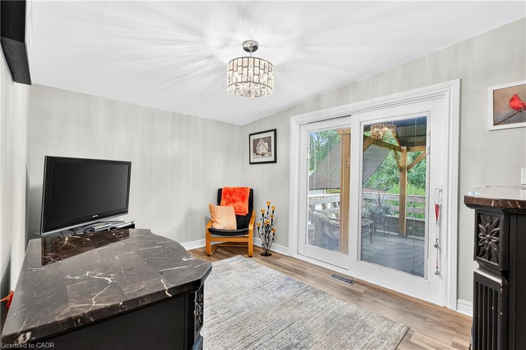 4542 Nancy Drive, Niagara Falls, ON - Indoor