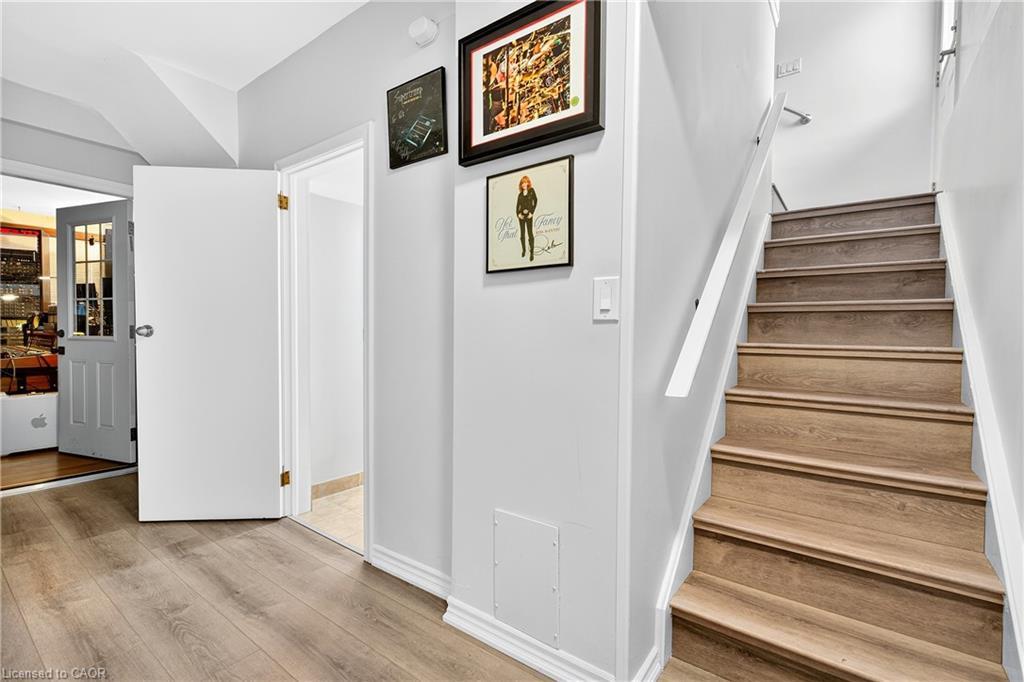 4542 Nancy Drive, Niagara Falls, ON - Indoor Photo Showing Other Room