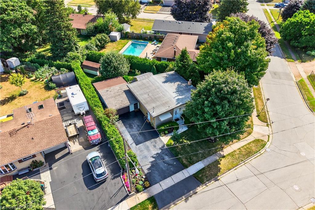 4542 Nancy Drive, Niagara Falls, ON - Outdoor