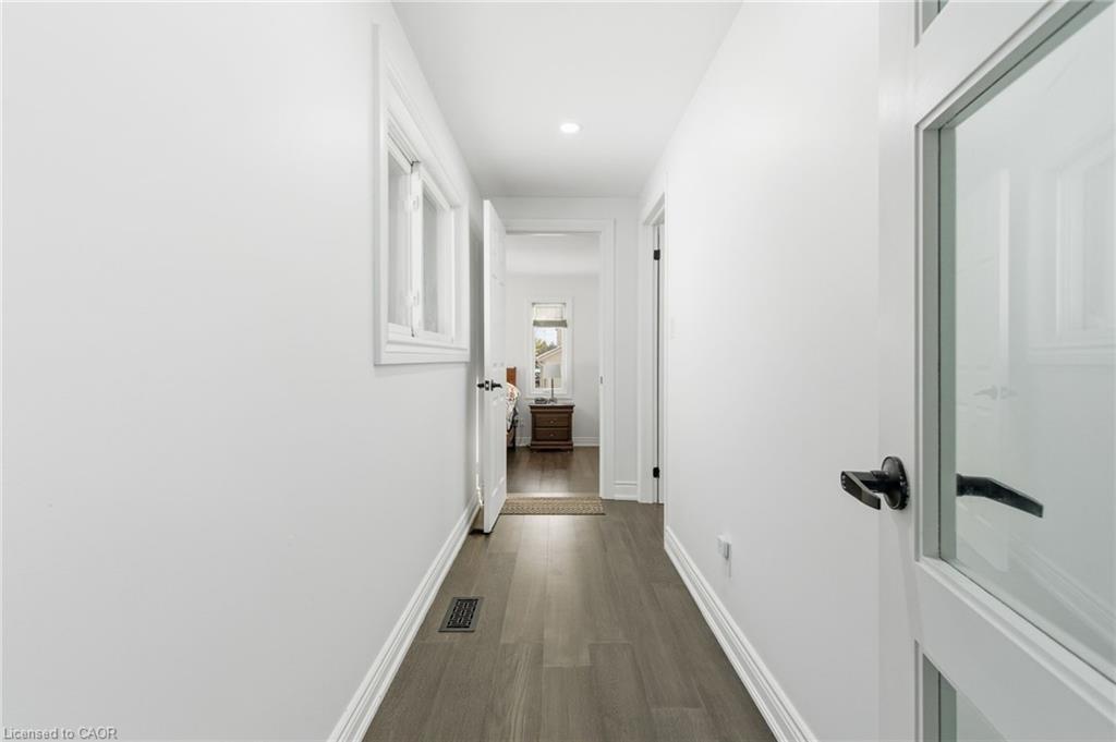 1576 Woodburn Road, Binbrook, ON - Indoor Photo Showing Other Room