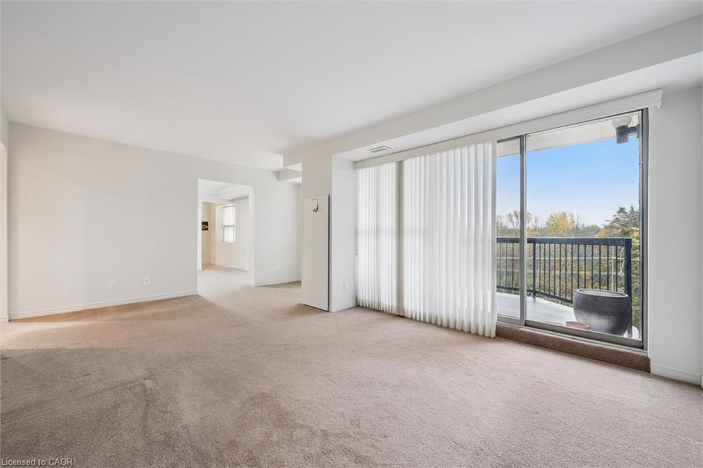 504-300 Keats Way, Waterloo, ON - Indoor