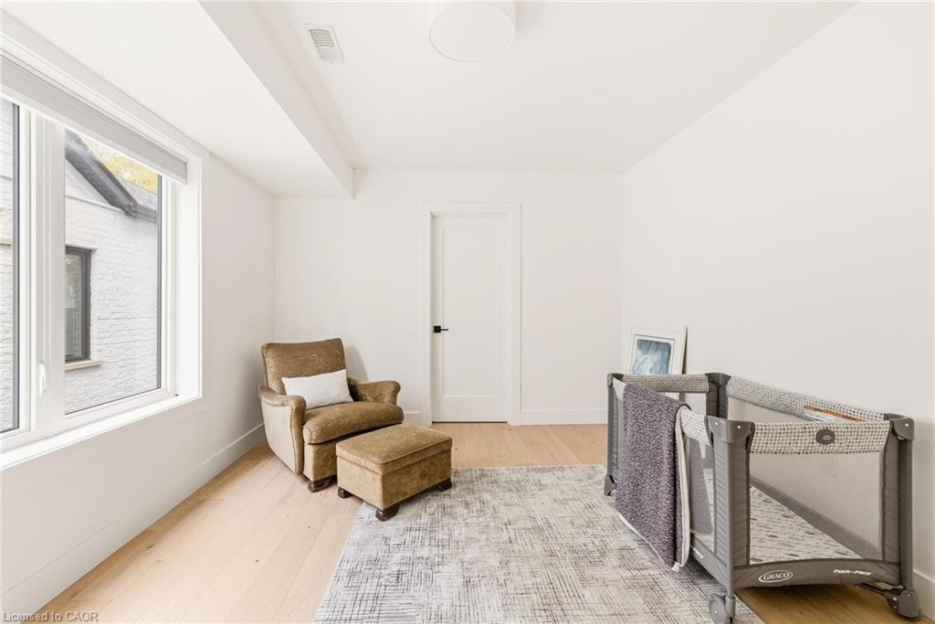 95 William Street W, Waterloo, ON - Indoor Photo Showing Other Room