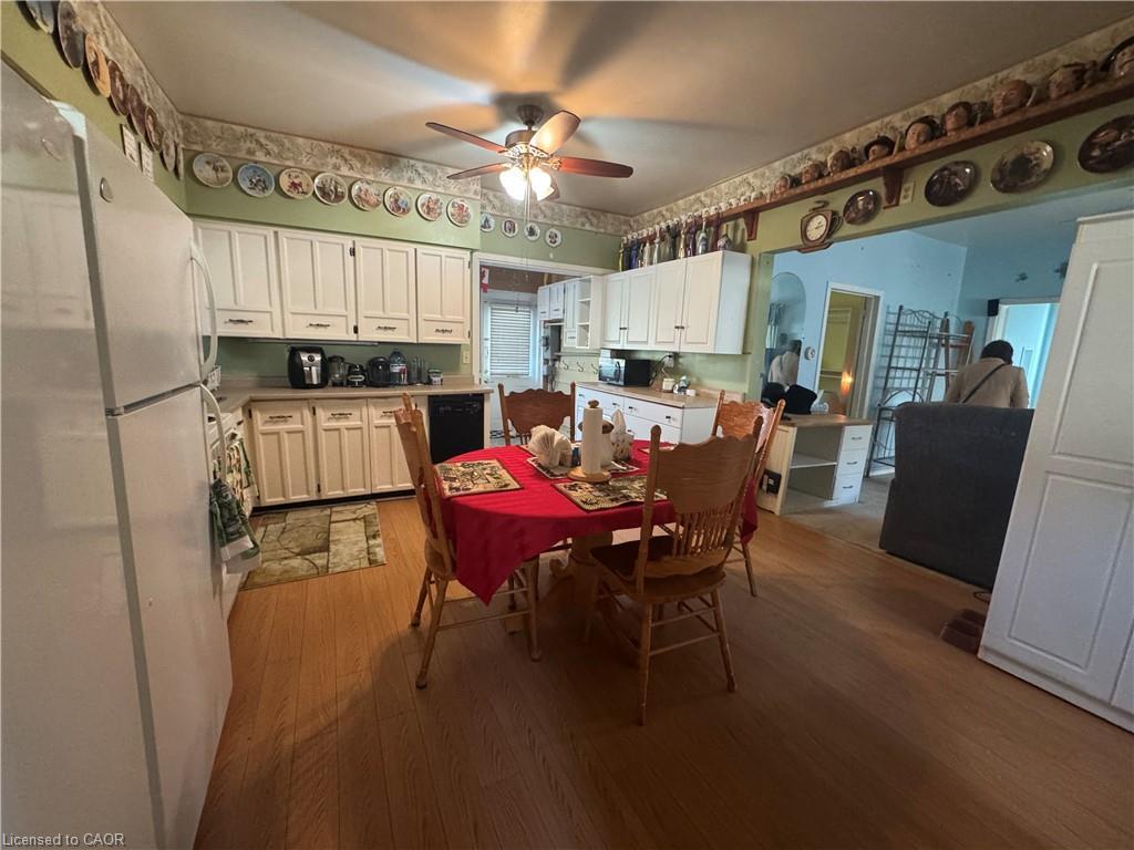 115 Diagonal Road N, Wingham, ON - Indoor