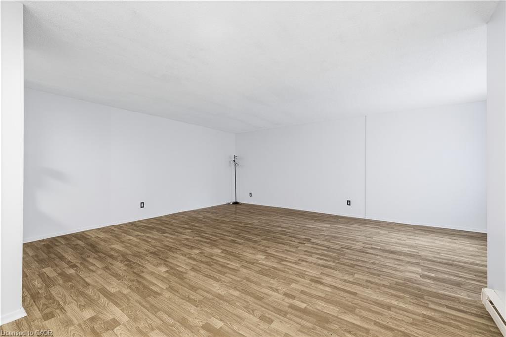 103-10 Ajax Street, Guelph, ON - Indoor Photo Showing Other Room