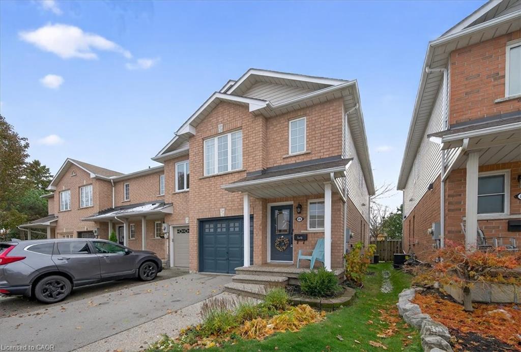 616 Iris Court, Burlington, ON - Outdoor With Facade