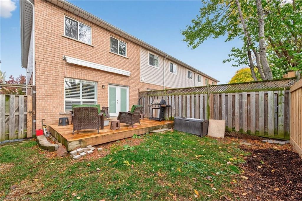 616 Iris Court, Burlington, ON - Outdoor With Deck Patio Veranda With Exterior