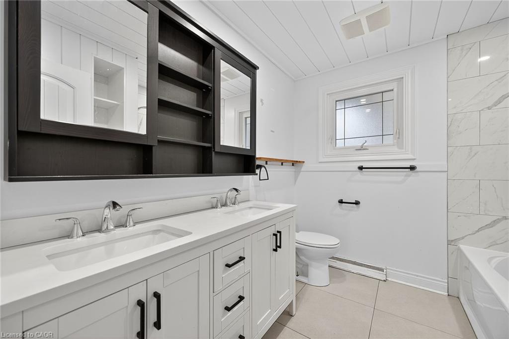 58 Ted Street, St. Catharines, ON - Indoor Photo Showing Bathroom