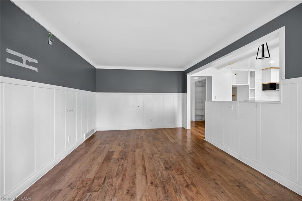 58 Ted Street, St. Catharines, ON - Indoor Photo Showing Other Room