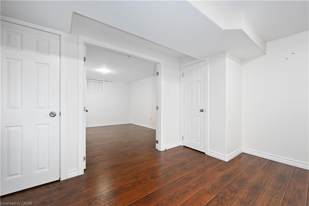 B-78 Pantano Drive, Hamilton, ON - Indoor Photo Showing Other Room