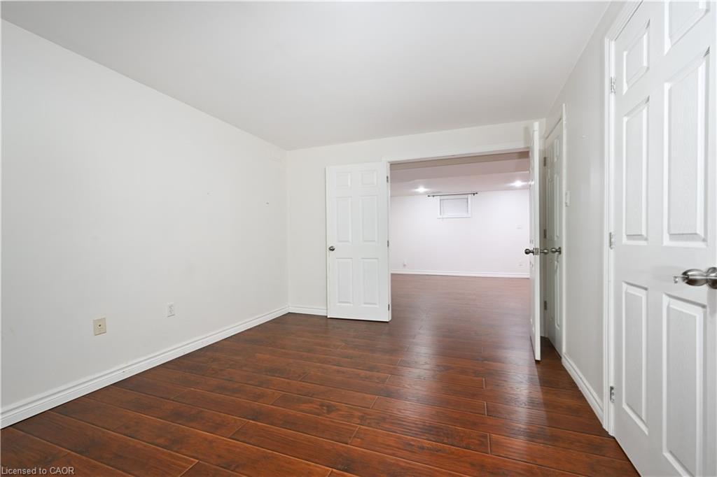 B-78 Pantano Drive, Hamilton, ON - Indoor Photo Showing Other Room