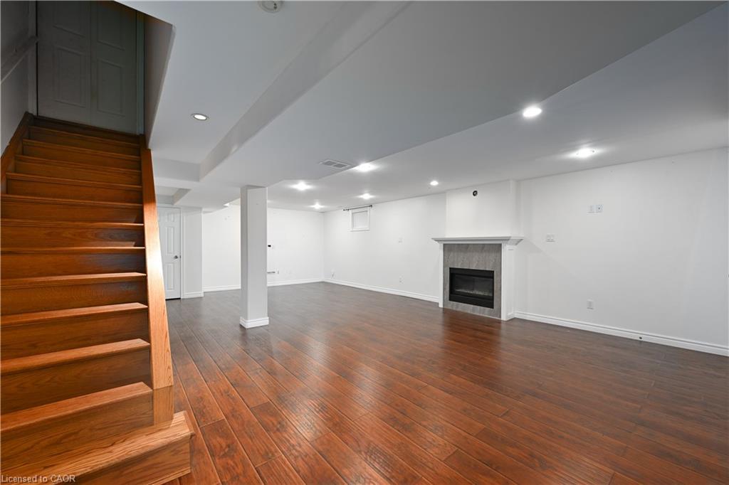 B-78 Pantano Drive, Hamilton, ON - Indoor Photo Showing Other Room With Fireplace