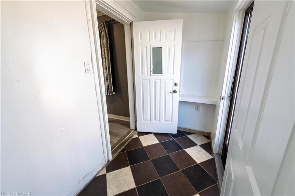 332 Elm Avenue, Windsor, ON