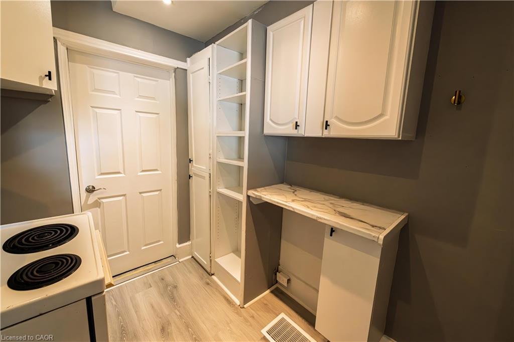 332 Elm Avenue, Windsor, ON