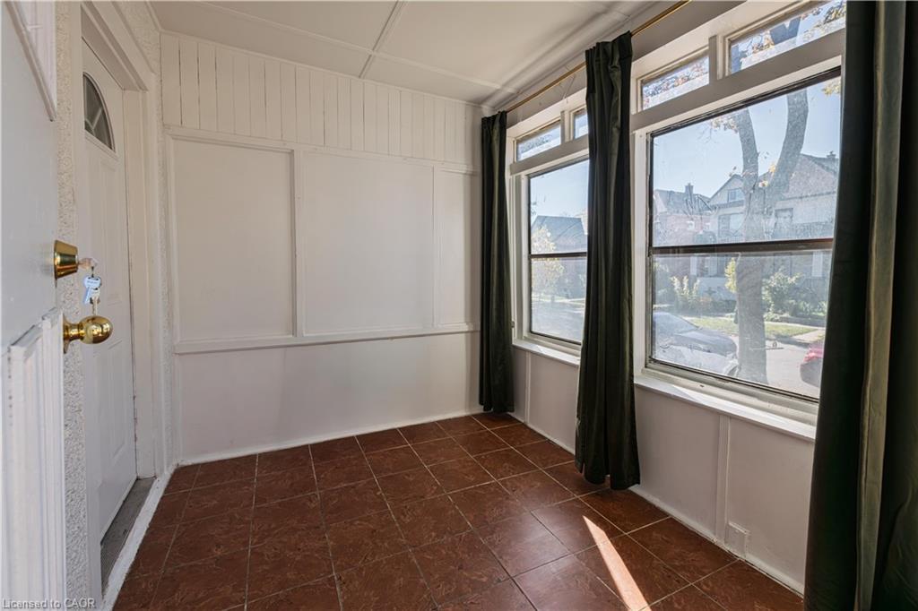 332 Elm Avenue, Windsor, ON