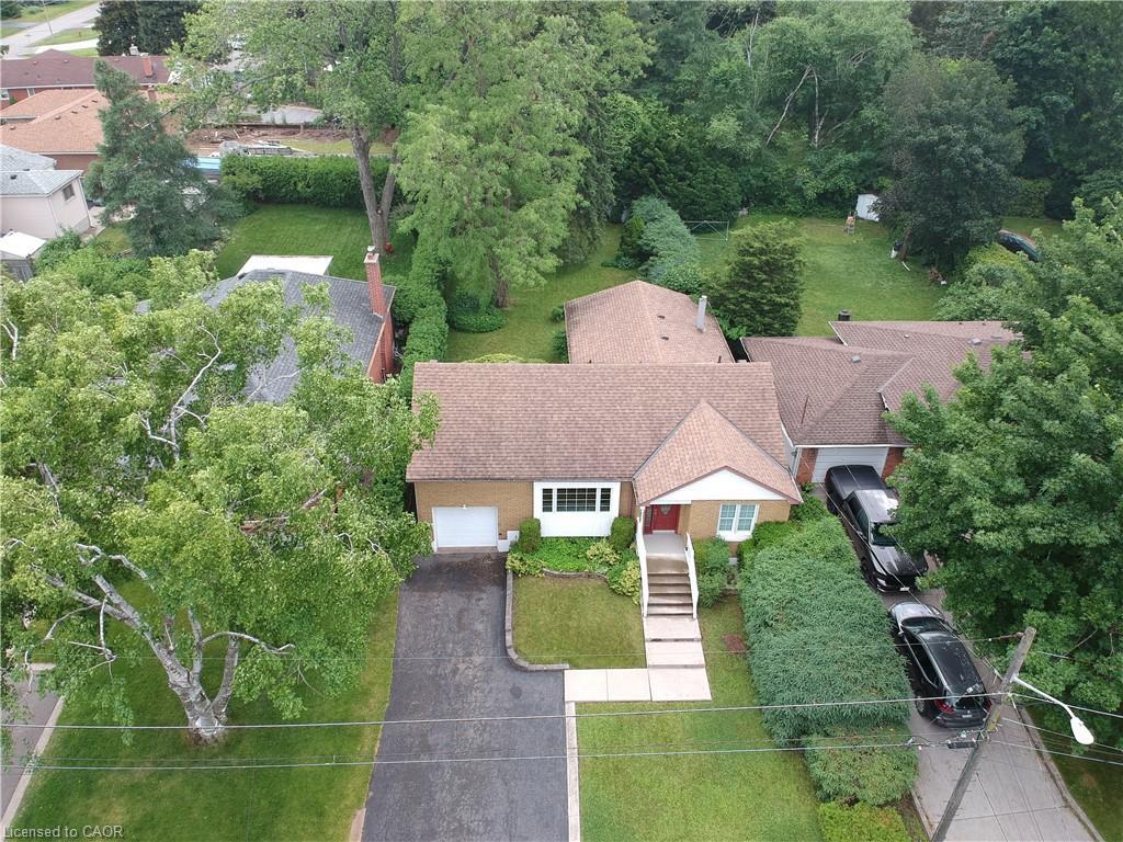 9 Avalon Avenue, Stoney Creek, ON - Outdoor