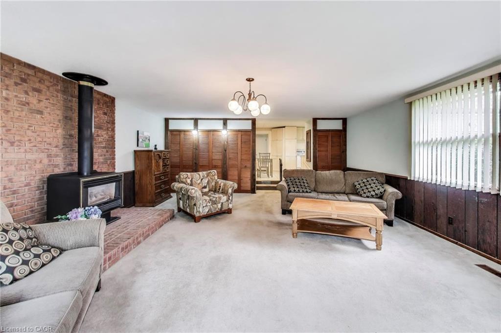 9 Avalon Avenue, Stoney Creek, ON - Indoor