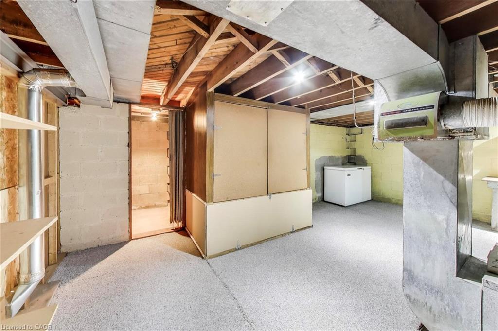 9 Avalon Avenue, Stoney Creek, ON - Indoor Photo Showing Basement