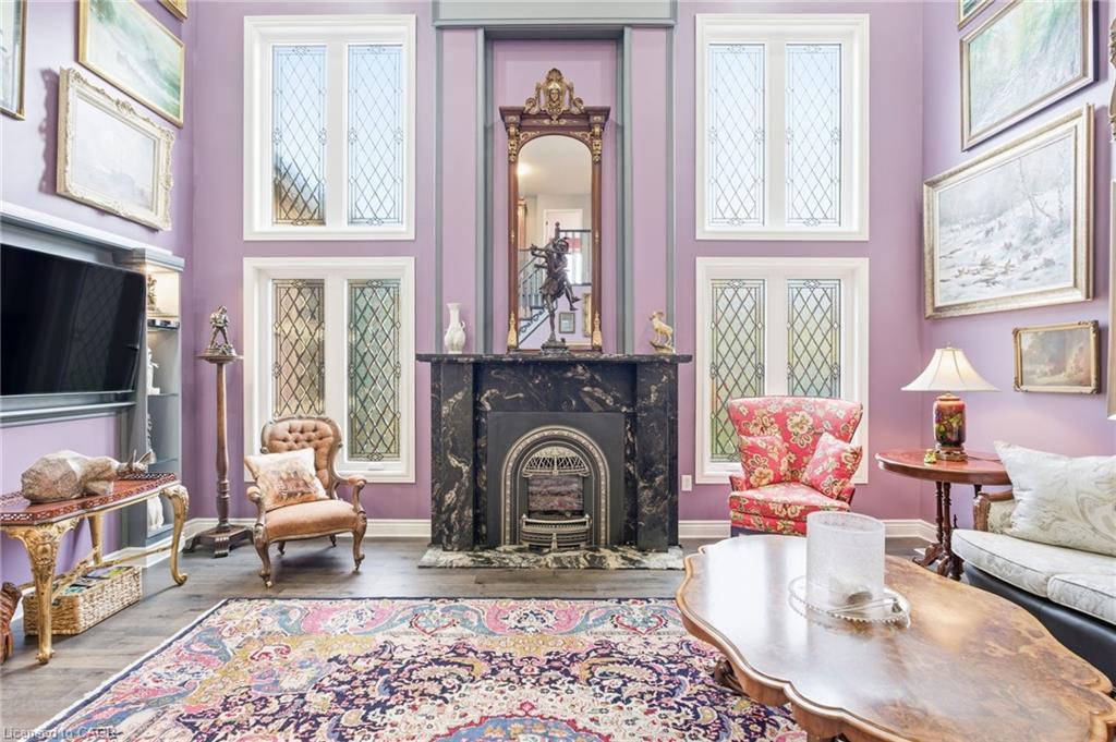 69 Hunter Way, Brantford, ON - Indoor Photo Showing Living Room With Fireplace