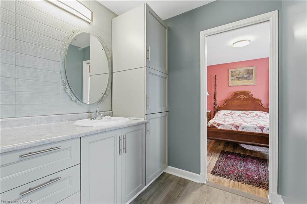 69 Hunter Way, Brantford, ON - Indoor Photo Showing Bathroom