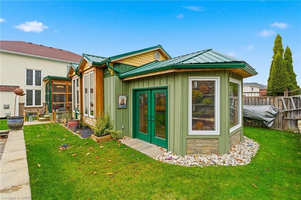 69 Hunter Way, Brantford, ON - Outdoor