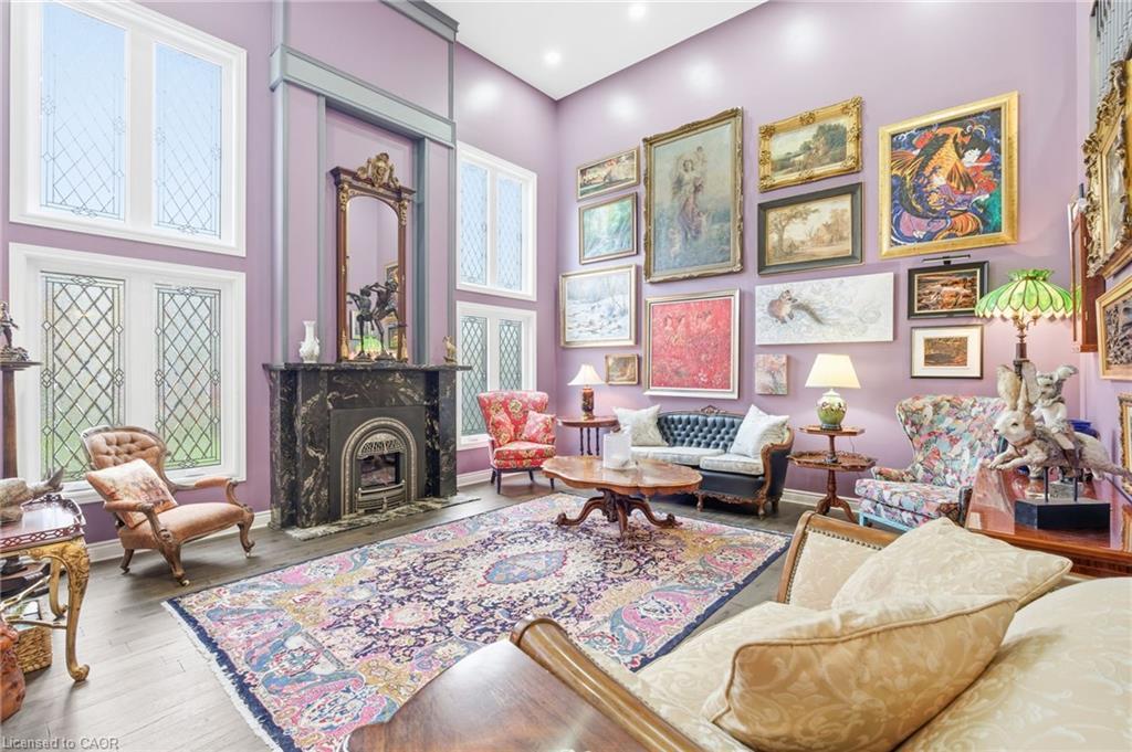 69 Hunter Way, Brantford, ON - Indoor Photo Showing Living Room With Fireplace
