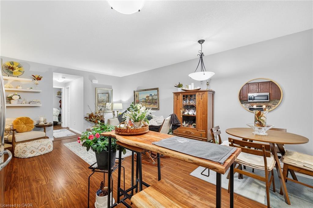 6A-230 Jessica Crescent, Kitchener, ON - Indoor