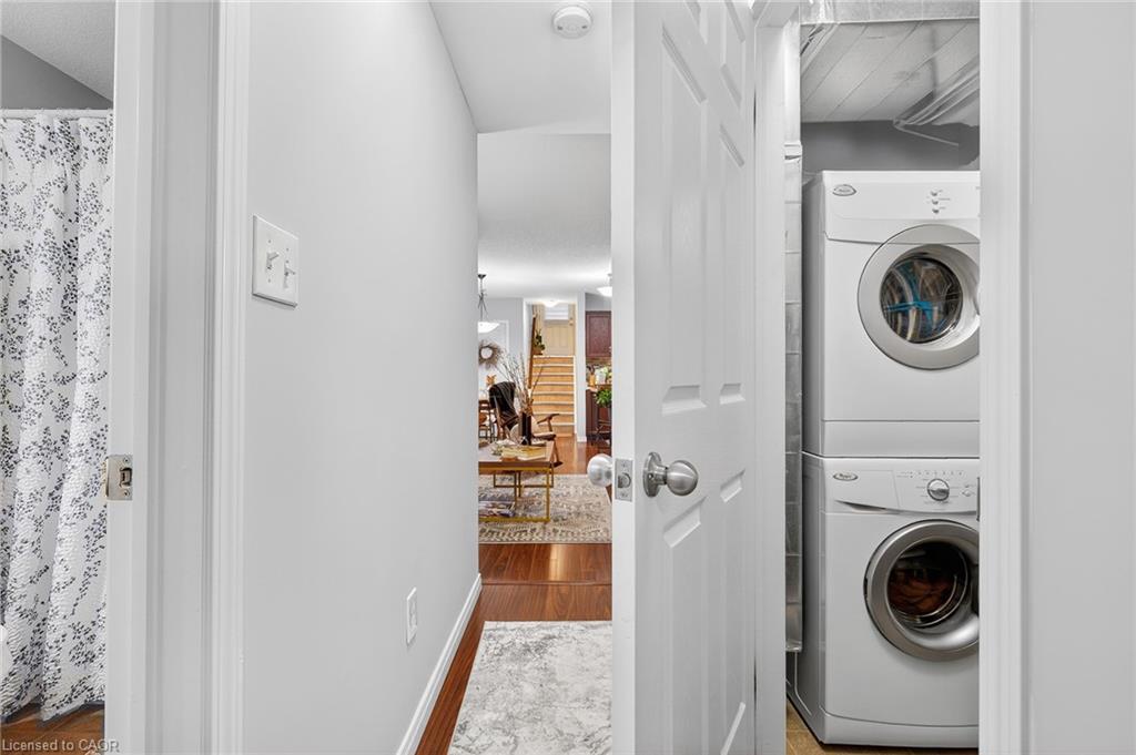 6A-230 Jessica Crescent, Kitchener, ON - Indoor Photo Showing Laundry Room