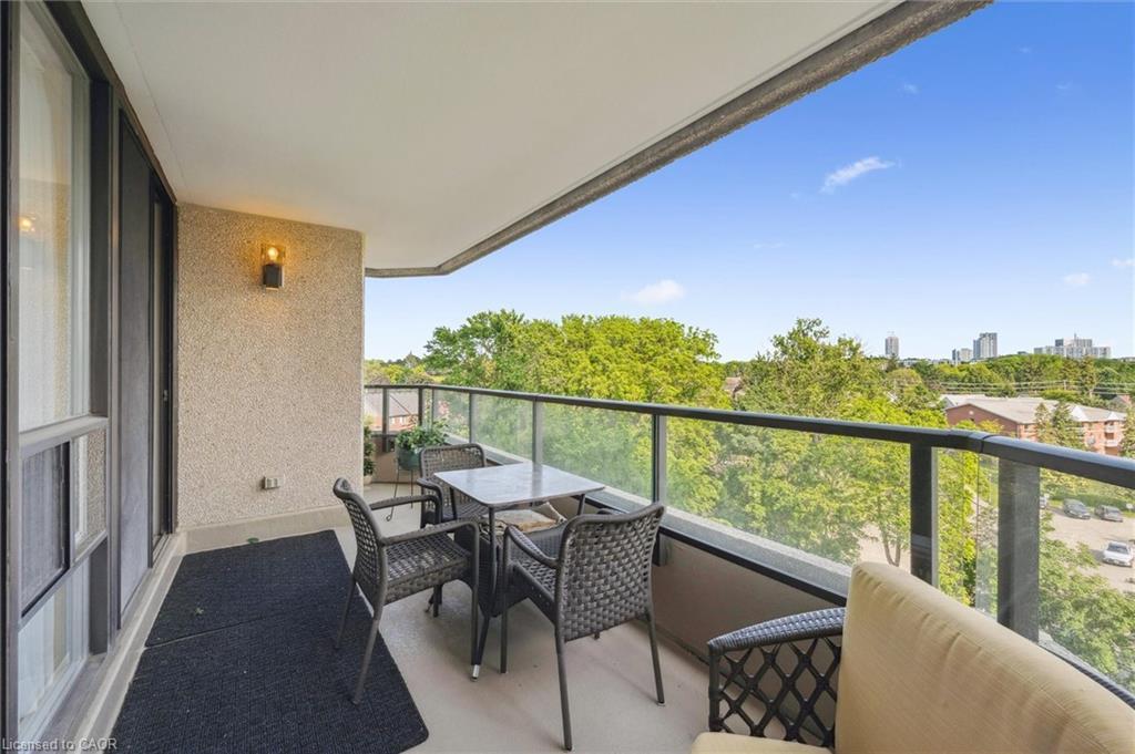 702-6 Willow Street, Waterloo, ON - Outdoor With Exterior