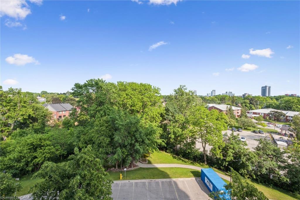 702-6 Willow Street, Waterloo, ON - Outdoor