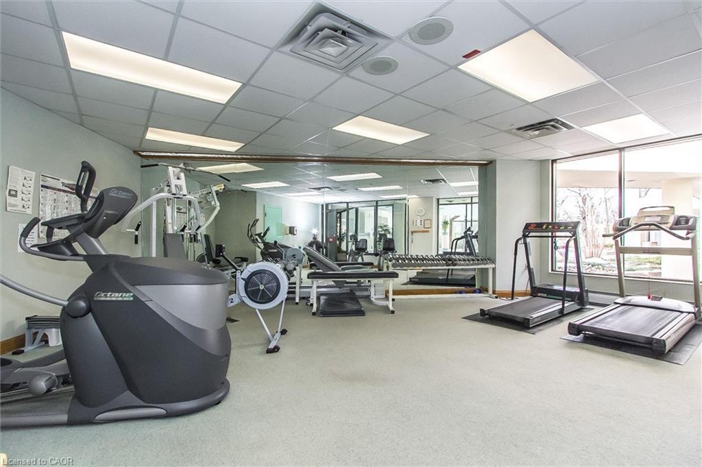 702-6 Willow Street, Waterloo, ON - Indoor Photo Showing Gym Room