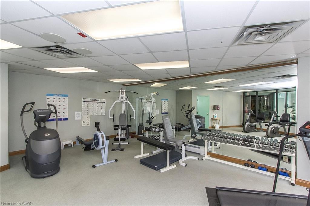 702-6 Willow Street, Waterloo, ON - Indoor Photo Showing Gym Room