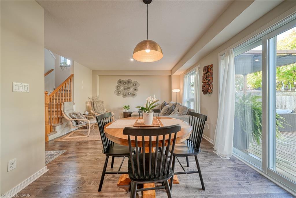 11 Talon Drive, Woodstock, ON - Indoor Photo Showing Dining Room