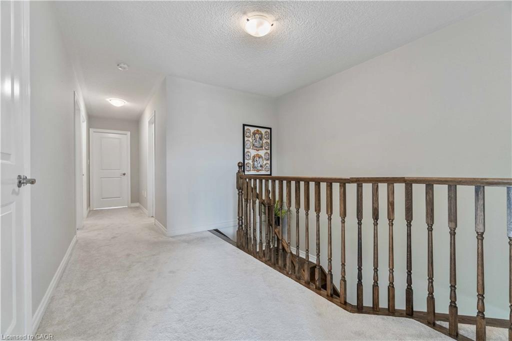 92 Bethune Avenue, Hamilton, ON - Indoor Photo Showing Other Room