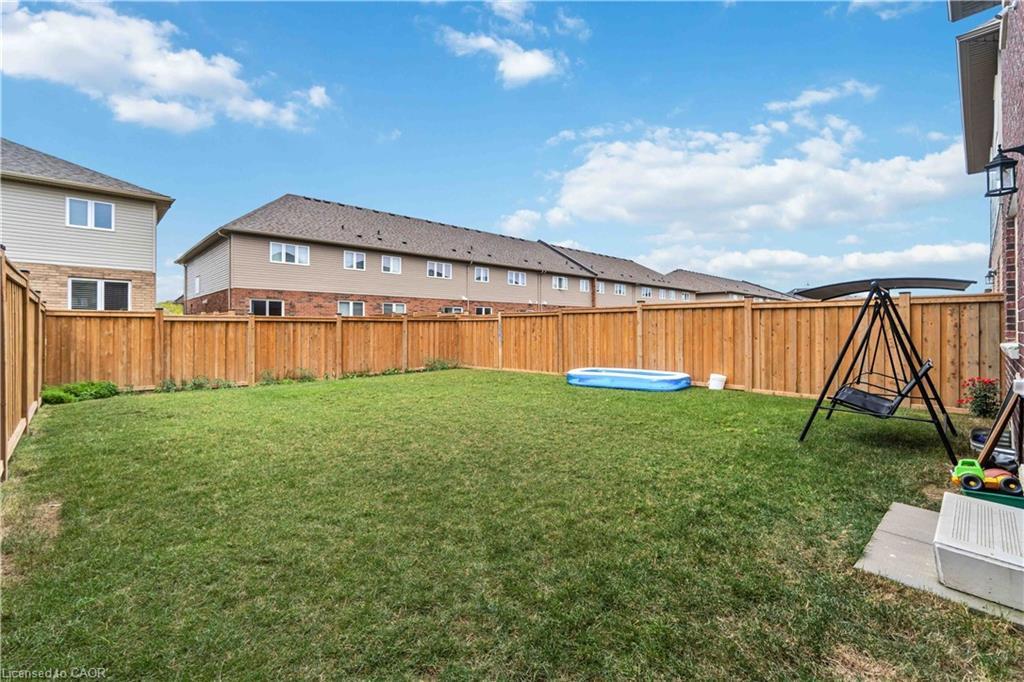 92 Bethune Avenue, Hamilton, ON - Outdoor With Backyard