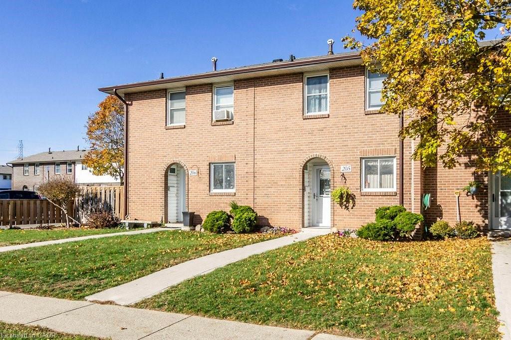 205-31 Greengate Road, Guelph, ON - Outdoor