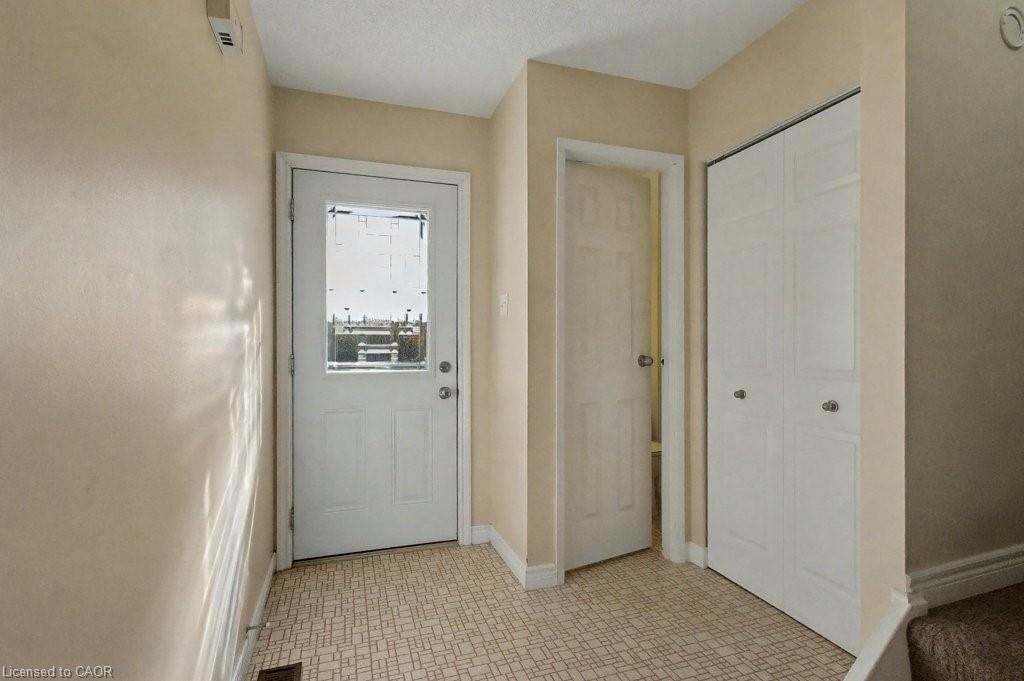 205-31 Greengate Road, Guelph, ON - Indoor Photo Showing Other Room