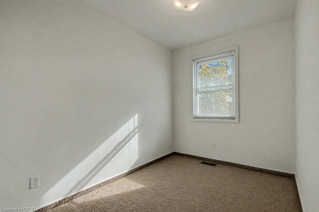 205-31 Greengate Road, Guelph, ON - Indoor Photo Showing Other Room