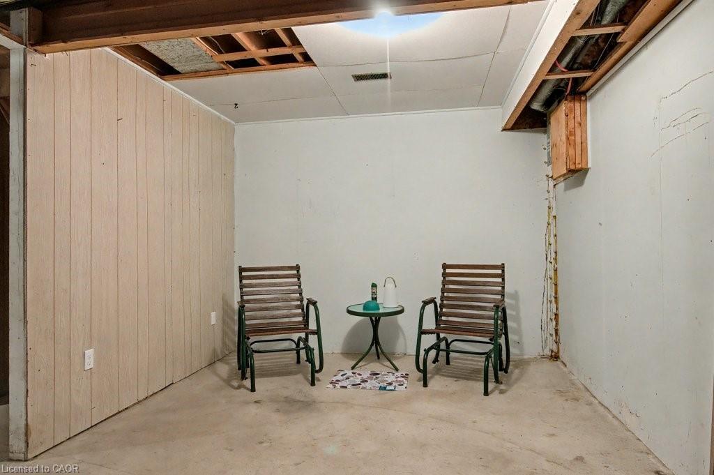 205-31 Greengate Road, Guelph, ON - Indoor