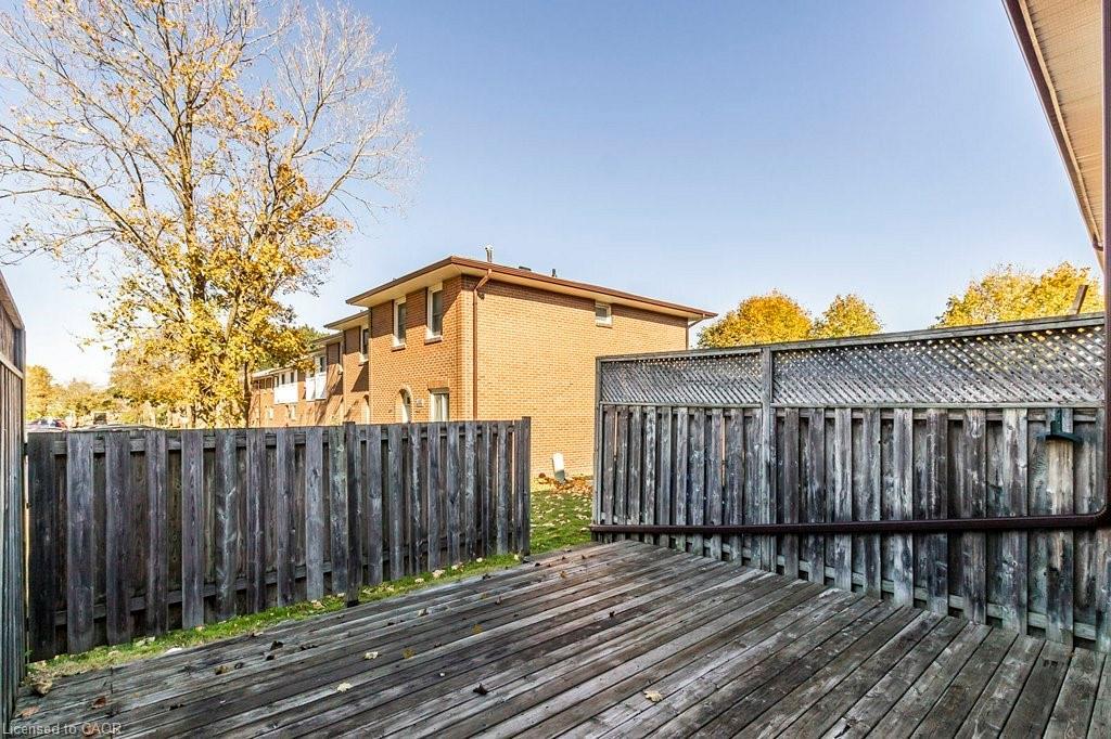 205-31 Greengate Road, Guelph, ON - Outdoor With Exterior