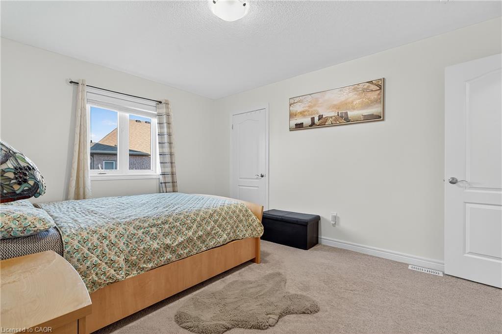 411 Linden Drive, Cambridge, ON - Indoor Photo Showing Bedroom