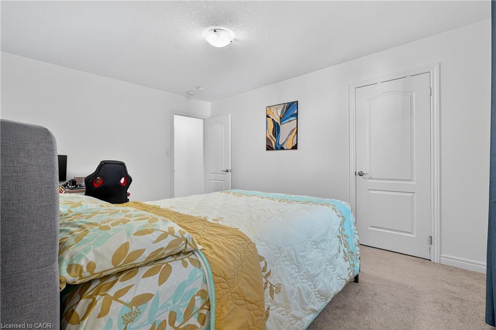 411 Linden Drive, Cambridge, ON - Indoor Photo Showing Bedroom