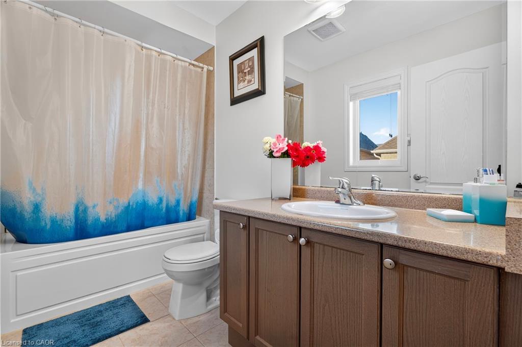411 Linden Drive, Cambridge, ON - Indoor Photo Showing Bathroom