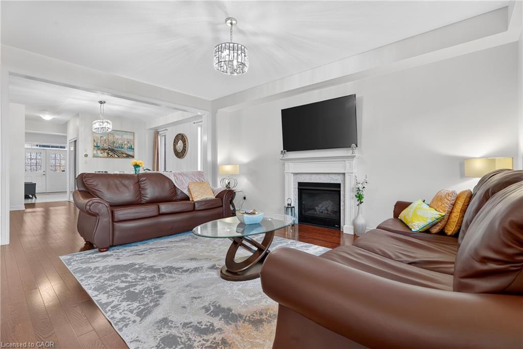 411 Linden Drive, Cambridge, ON - Indoor Photo Showing Living Room With Fireplace