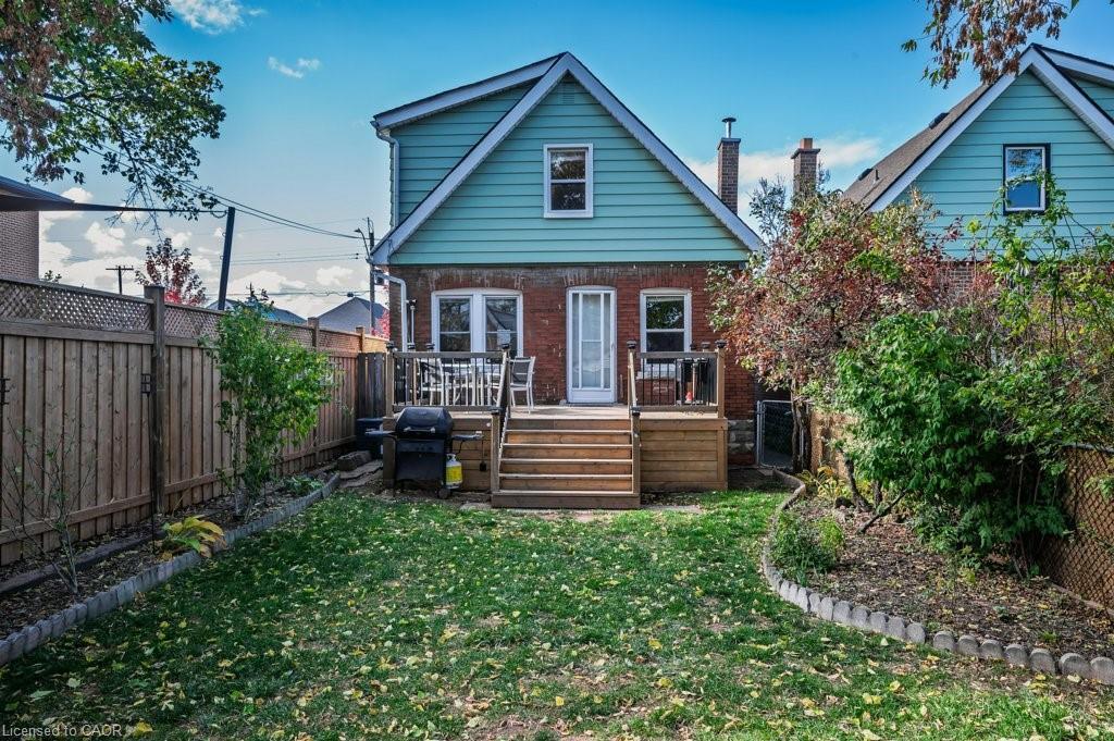 128 Crosthwaite Avenue N, Hamilton, ON - Outdoor