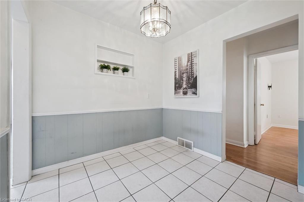 532 Victoria Street S, Kitchener, ON - Indoor Photo Showing Other Room